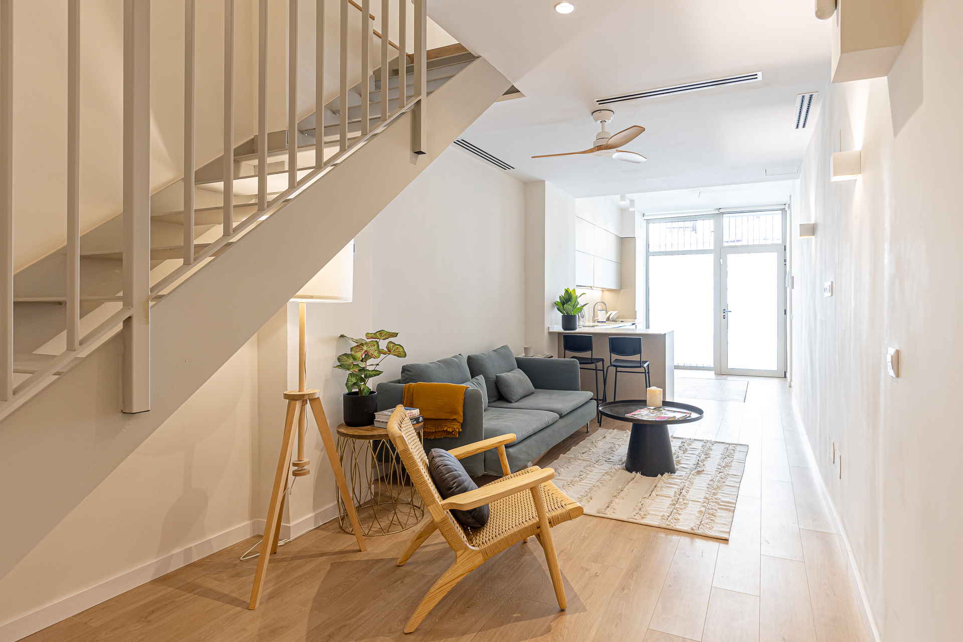 Brand-new renovated duplex with contemporary design and abundant natural light