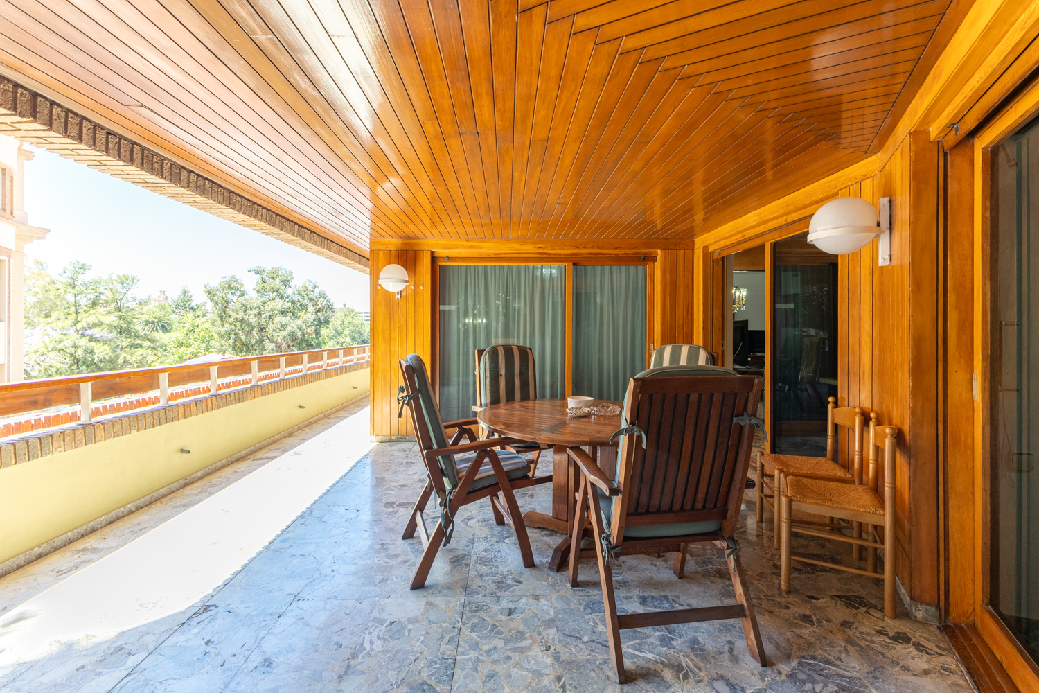 Exclusive home for rent in the iconic La Pagoda building