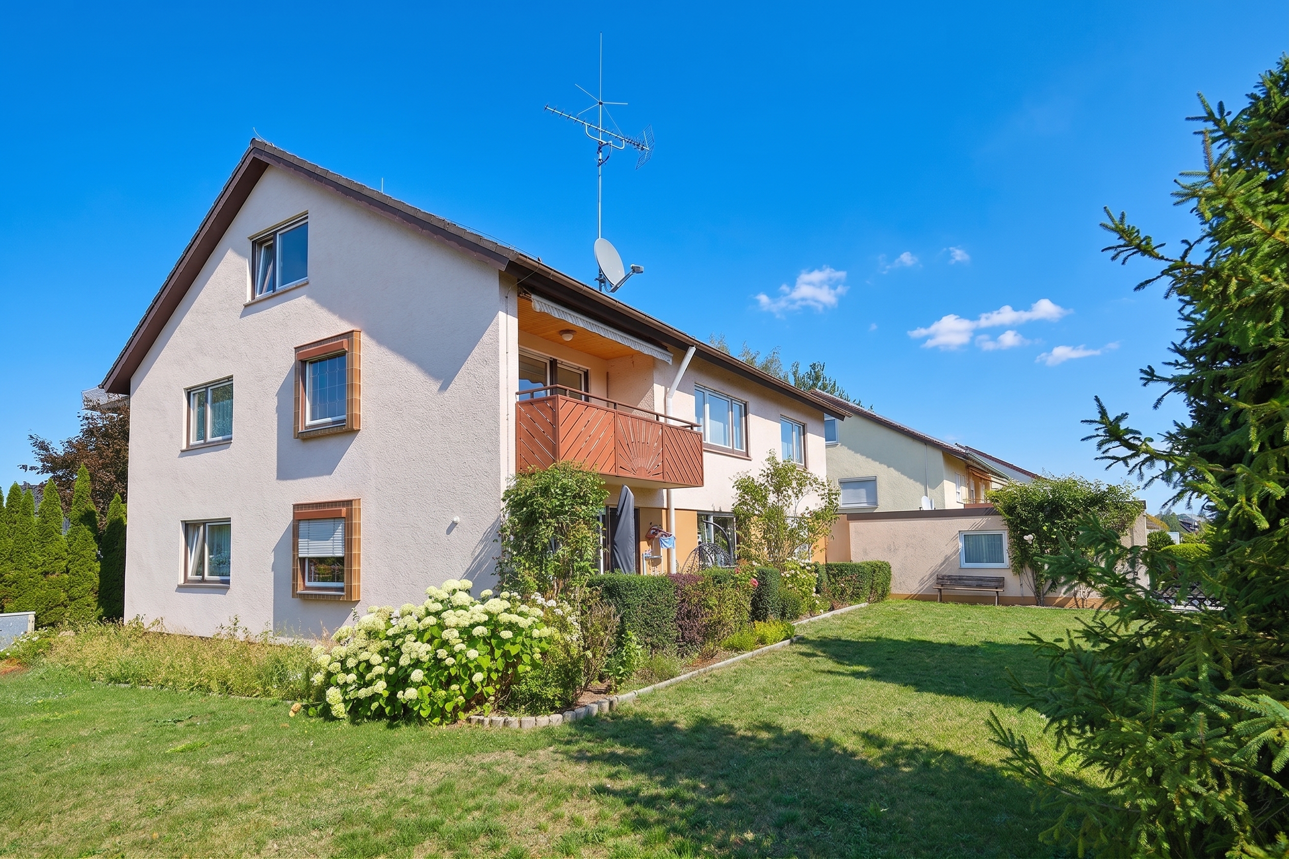 Gepflegtes Wohnhaus mit vielseitigen Nutzungsmöglichkeiten [AI-modified]