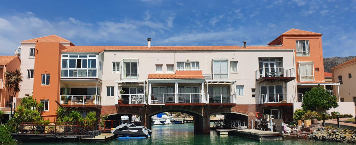 3 Bedroom Apartment for - Habour Island