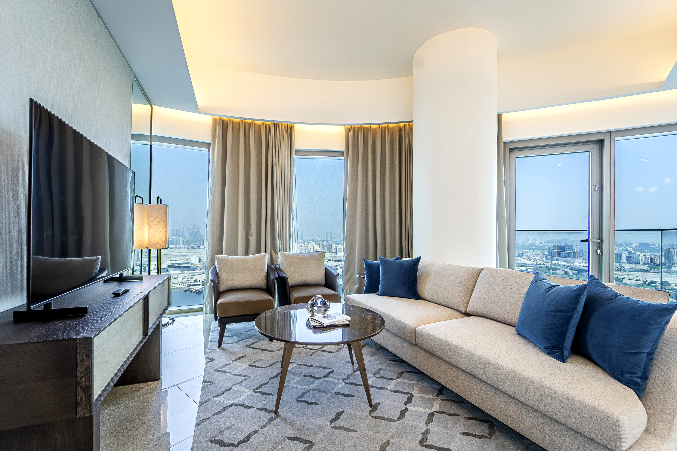 Exclusive | Sea View | High Floor | Vacant
