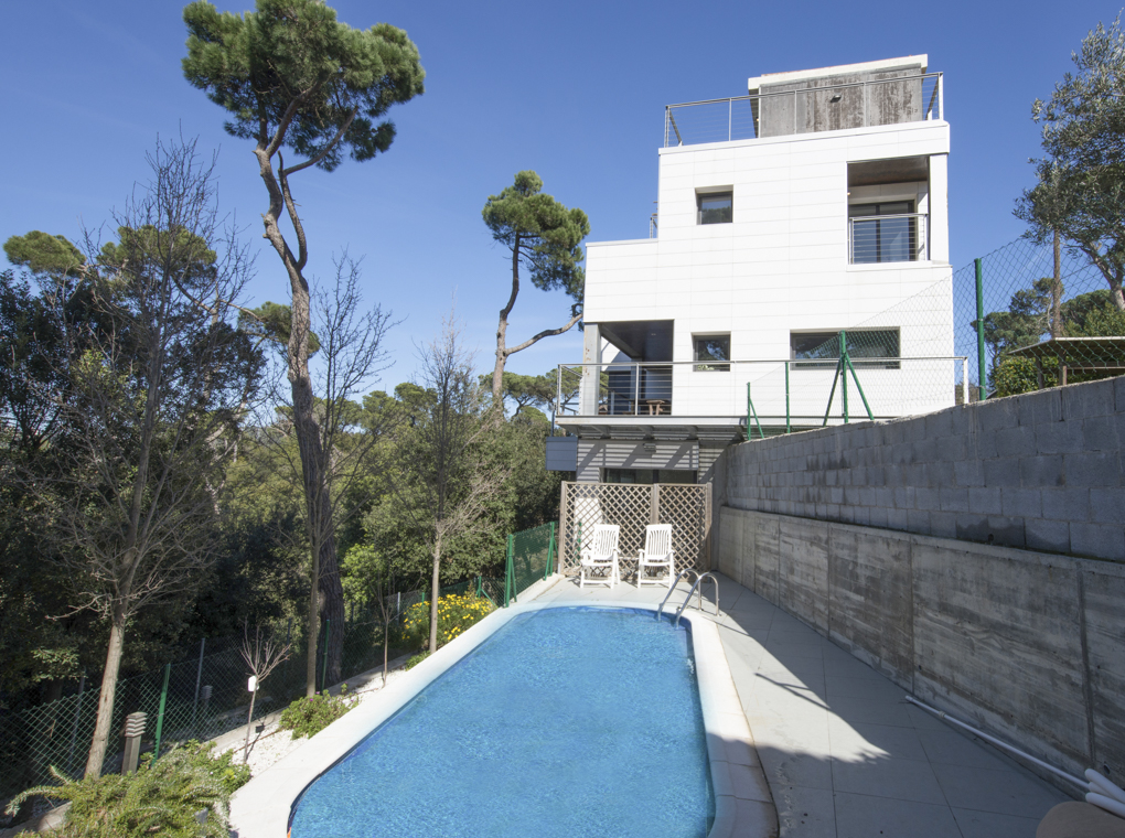Spectacular unfurnished home in Vallvidrera