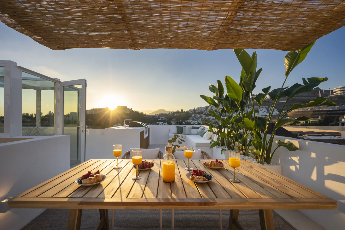 La Quinta: Atemberaubendes Maisonette-Penthouse mit sonnigen Terrassen und fabelhaften Aussichten.