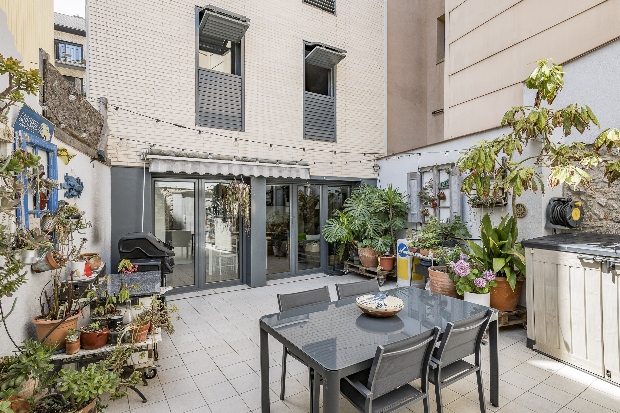 Piso completamente reformado con espectacular terraza de 40 m² en Calle Constitución