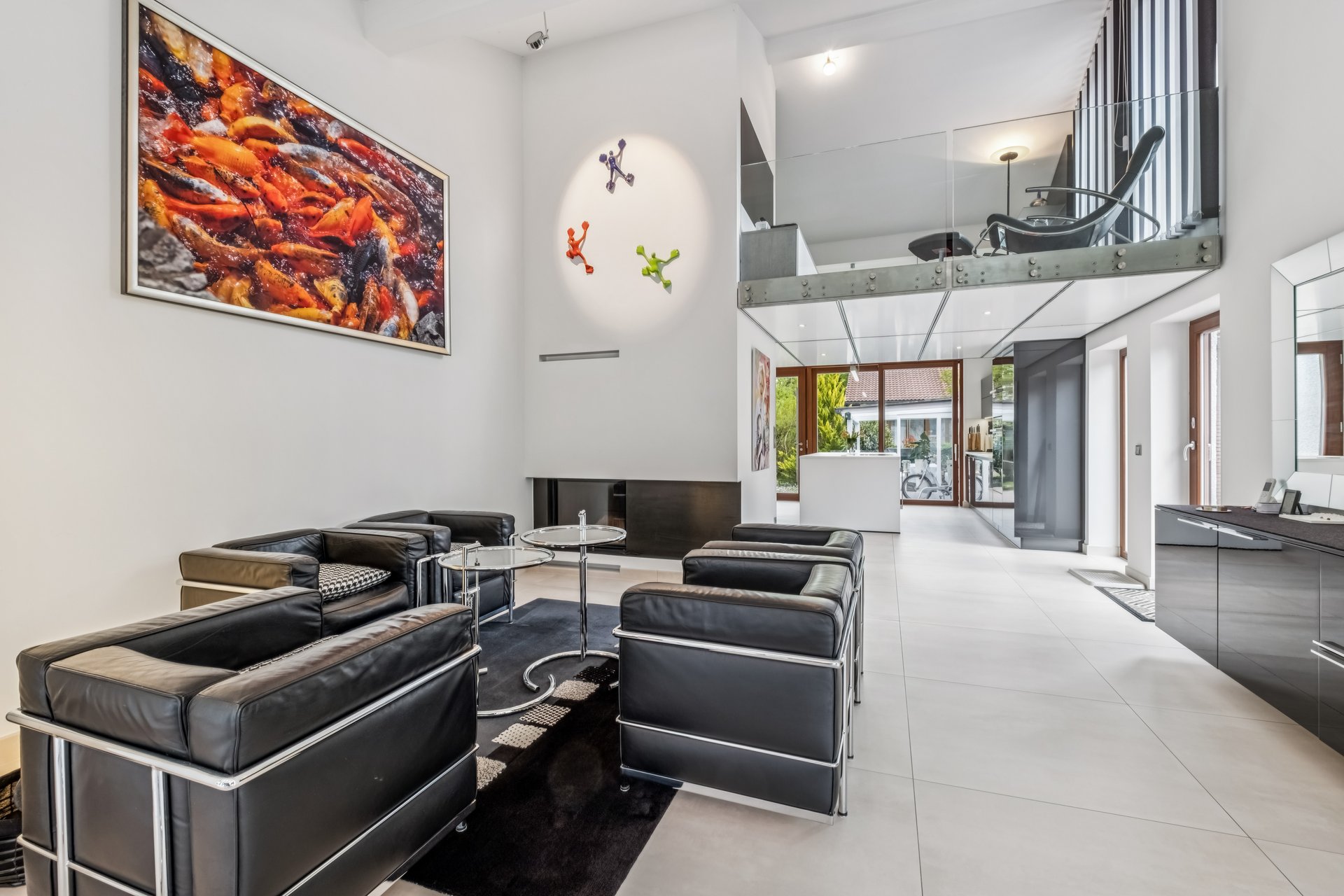 Architektonische Doppelhaushälfte mit Empore und lichtdurchfluteten Wohnkonzept