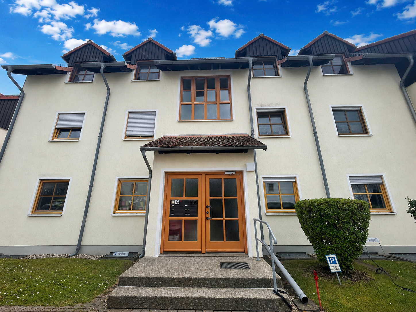 Gepflegte 3-Zimmer-Wohnung in ruhiger Lage und Top-Anbindung an Leipzig/Halle