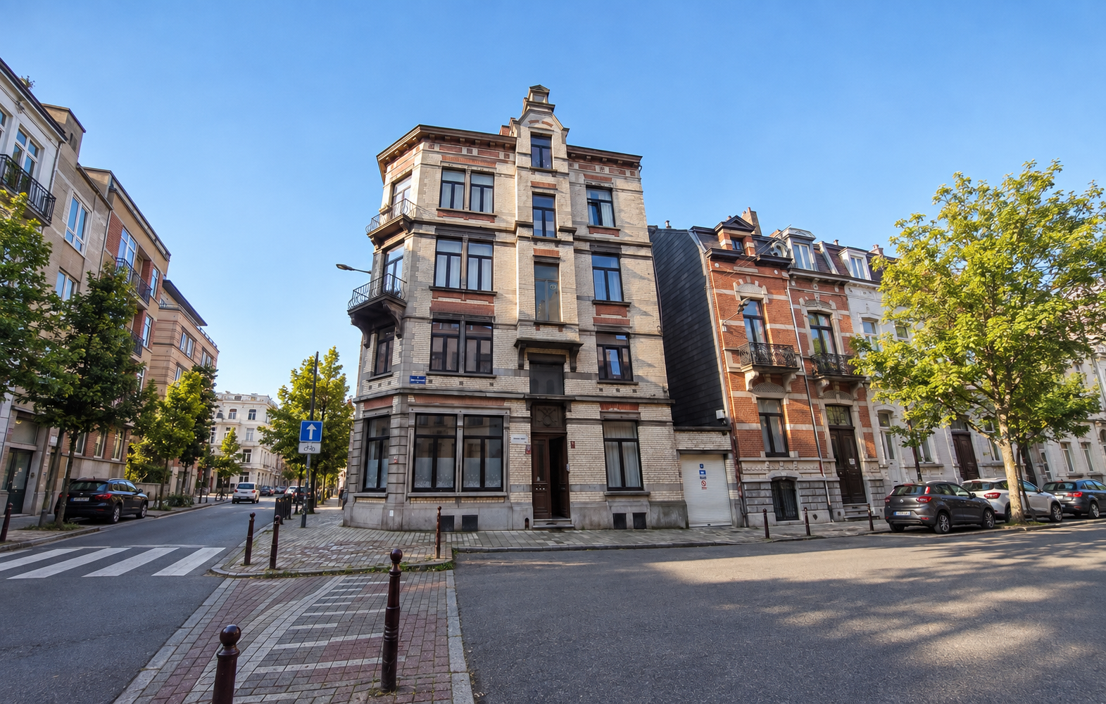 Cinquantenaire Park - Very bright 2-bedroom apartment with parking