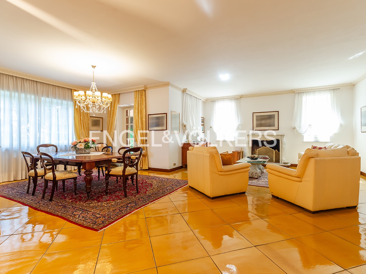 Detached villa in Via Acqua Palomba
