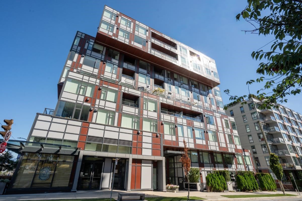 Smart Design Meets Premium Amenities and Community