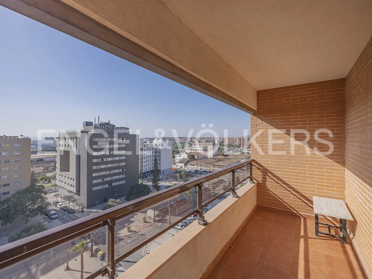 Excellent Opportunity in the Centre of Alicante
