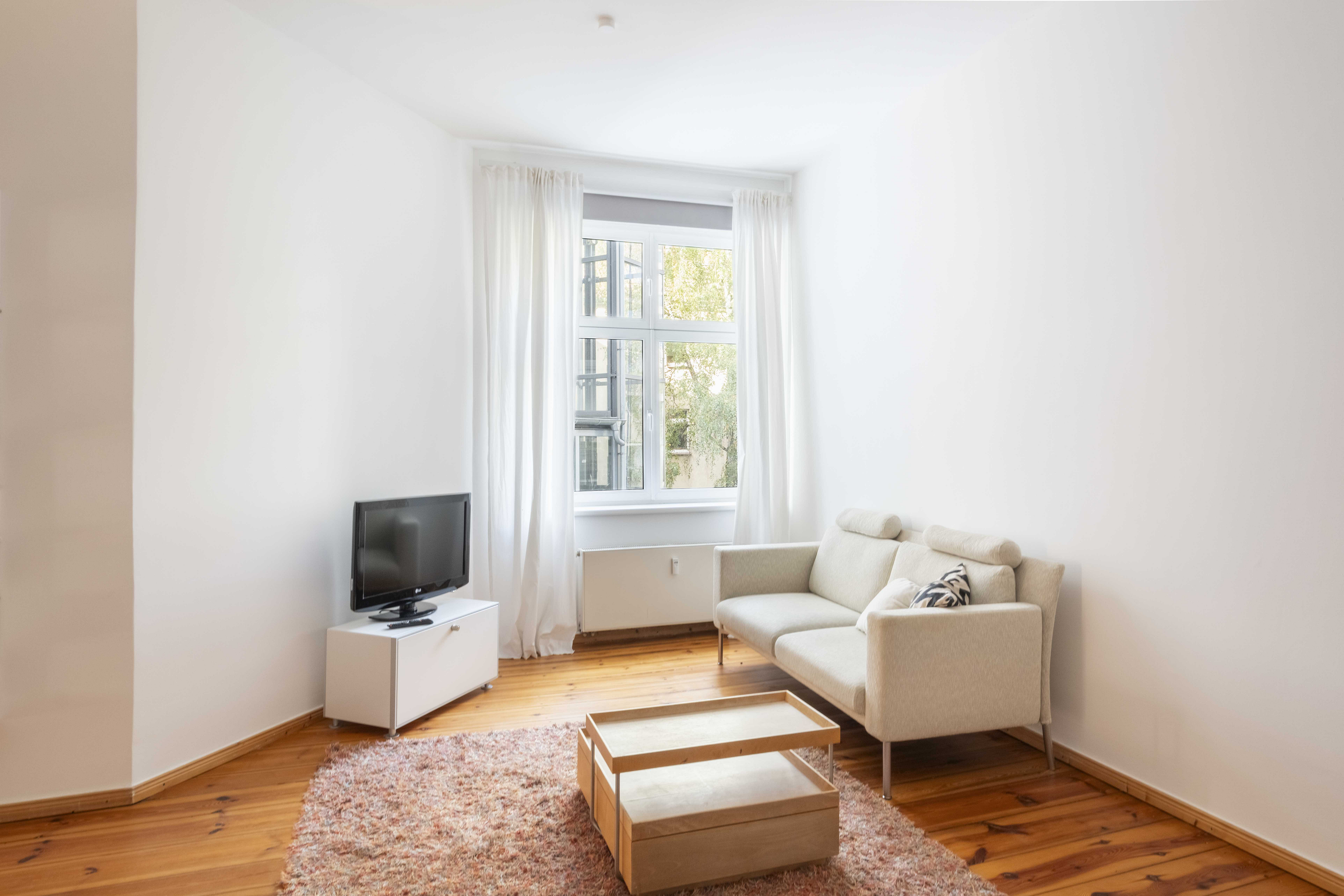 Stilvolle Altbauwohnung mit sonniger Loggia in Weißensee