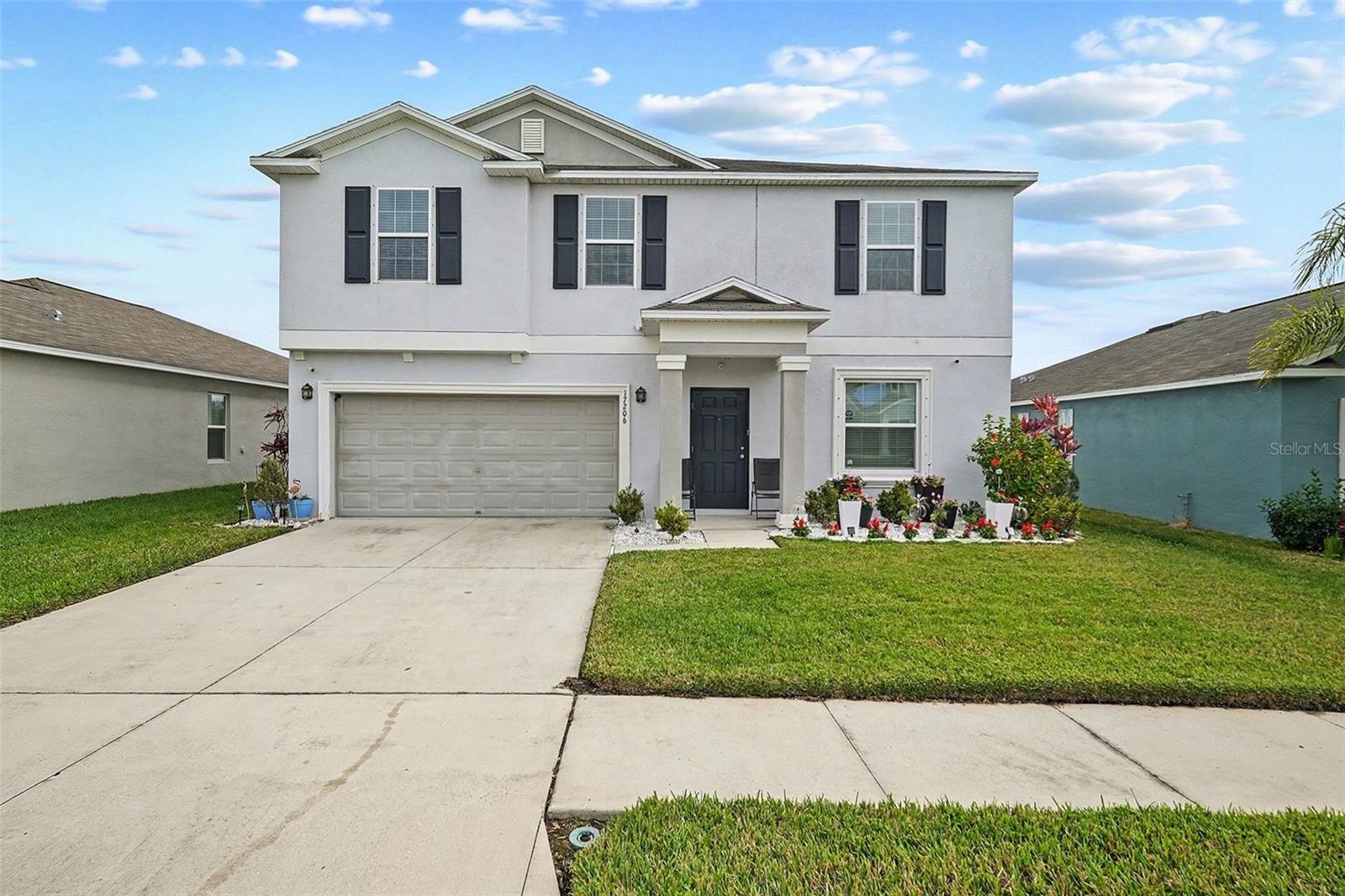 Flexible Living Spaces in Peaceful Wimauma