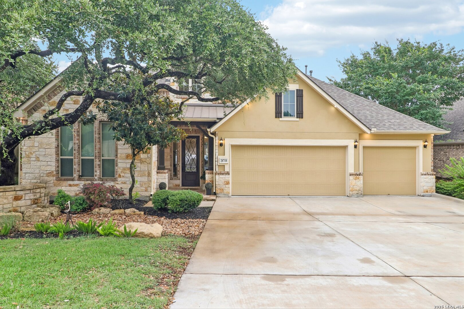 Luxury, Comfort, & Distinguished Design