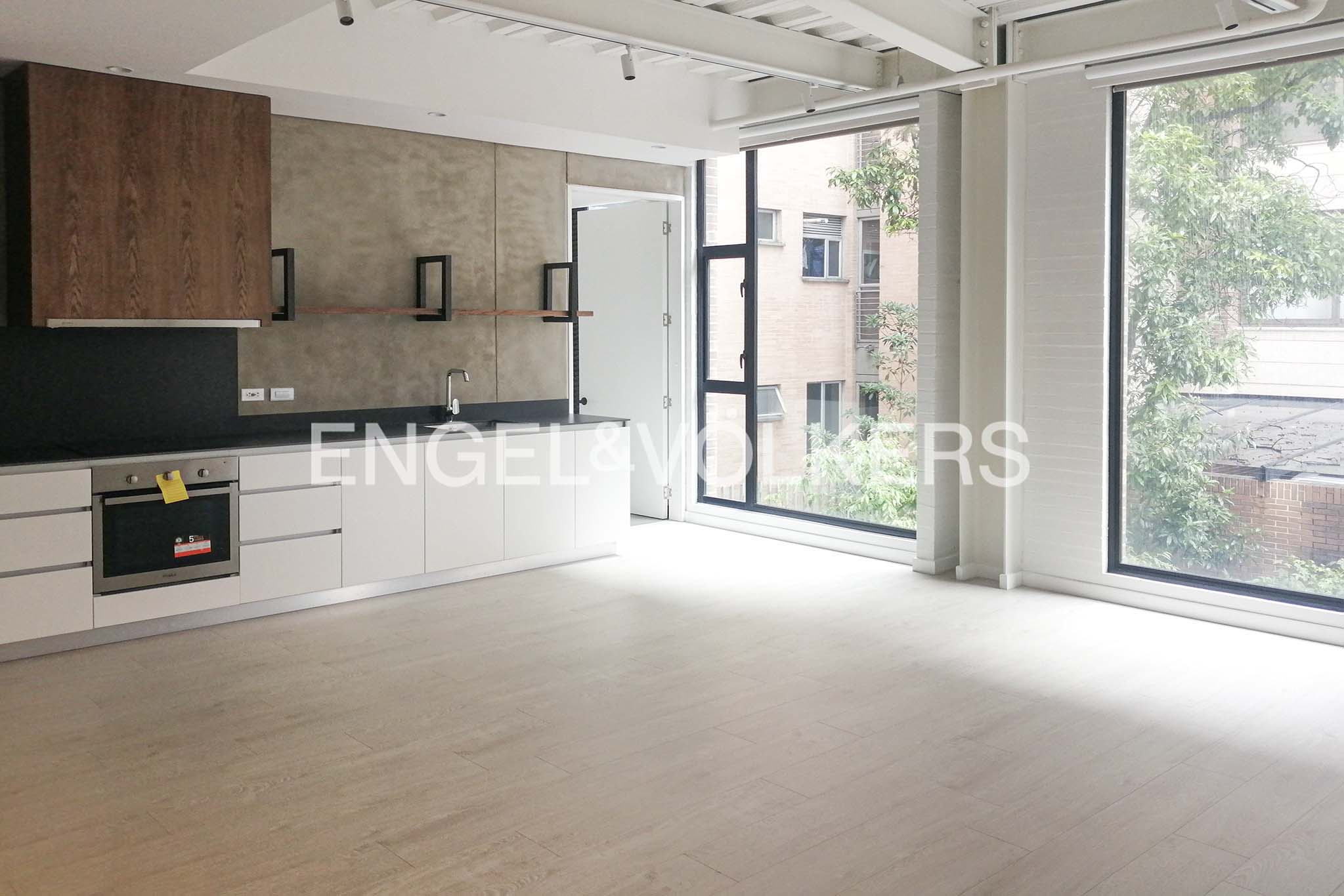Apartamento de diseño para arriendo en Rosales