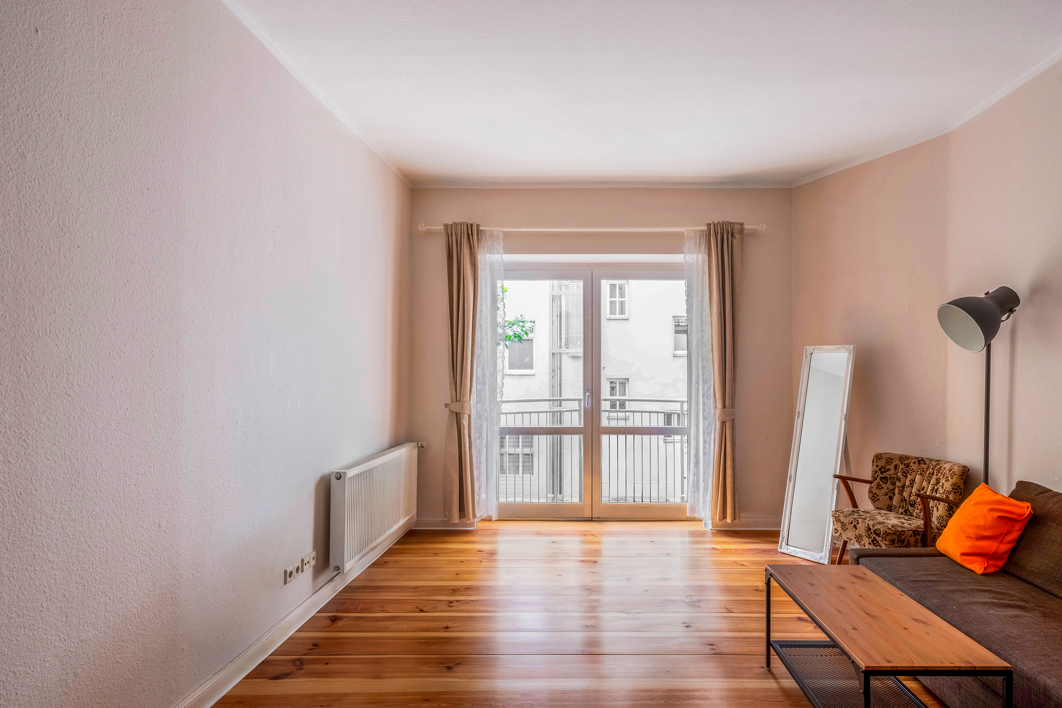 Charming 3-room period apartment in Samariterkiez