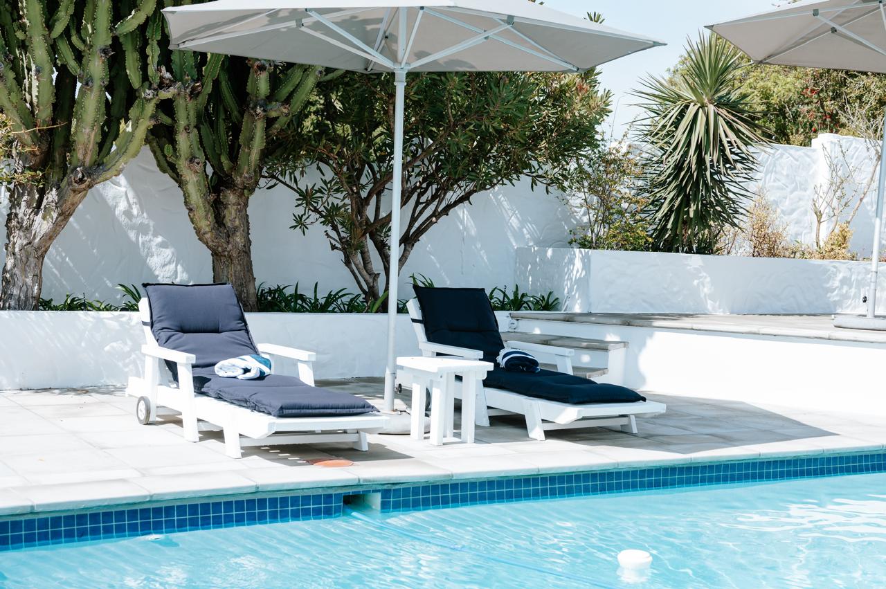 Your Peaceful Garden Cottage Retreat Awaits