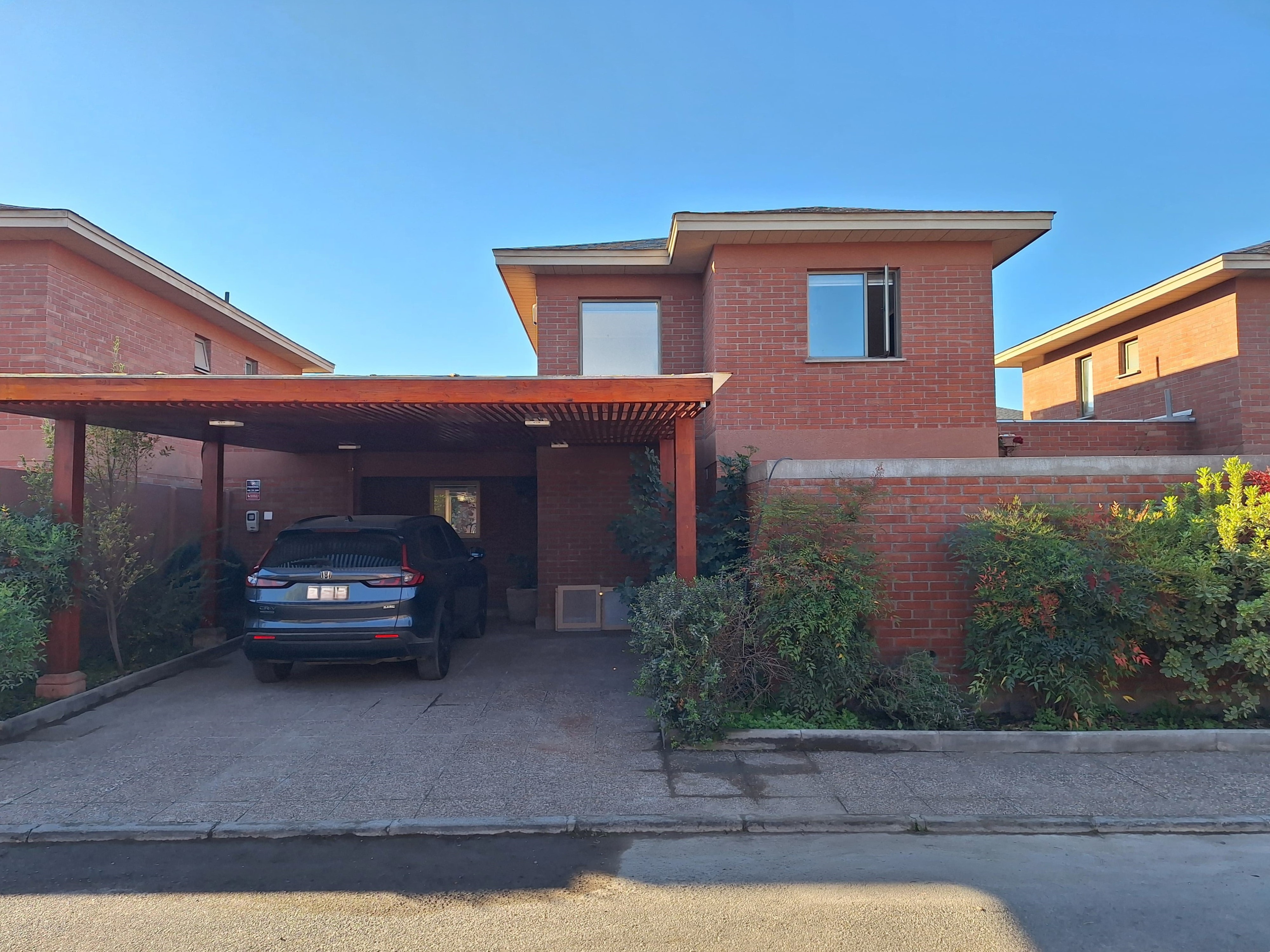 Casa modelo Roble en condominio de Valle Araucarias, Linderos