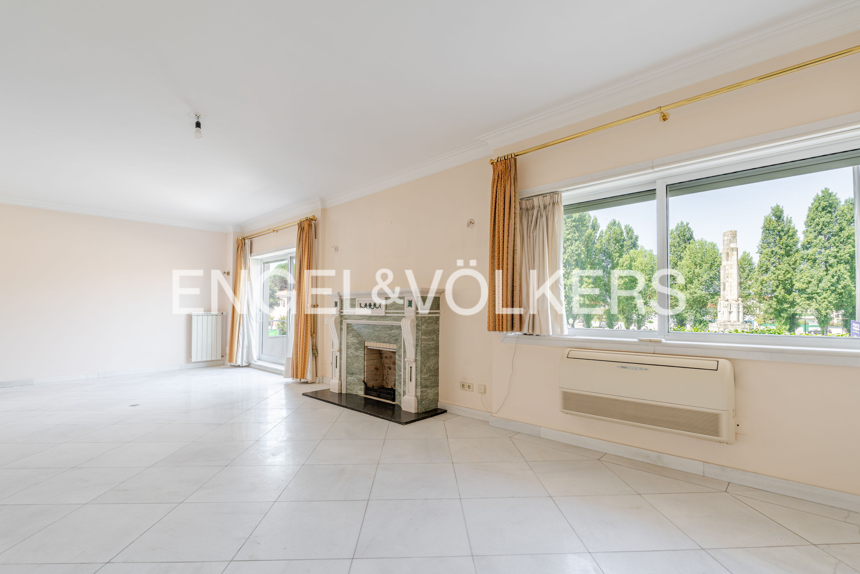 4+1 bedroom semi-detached house in Foz do Douro