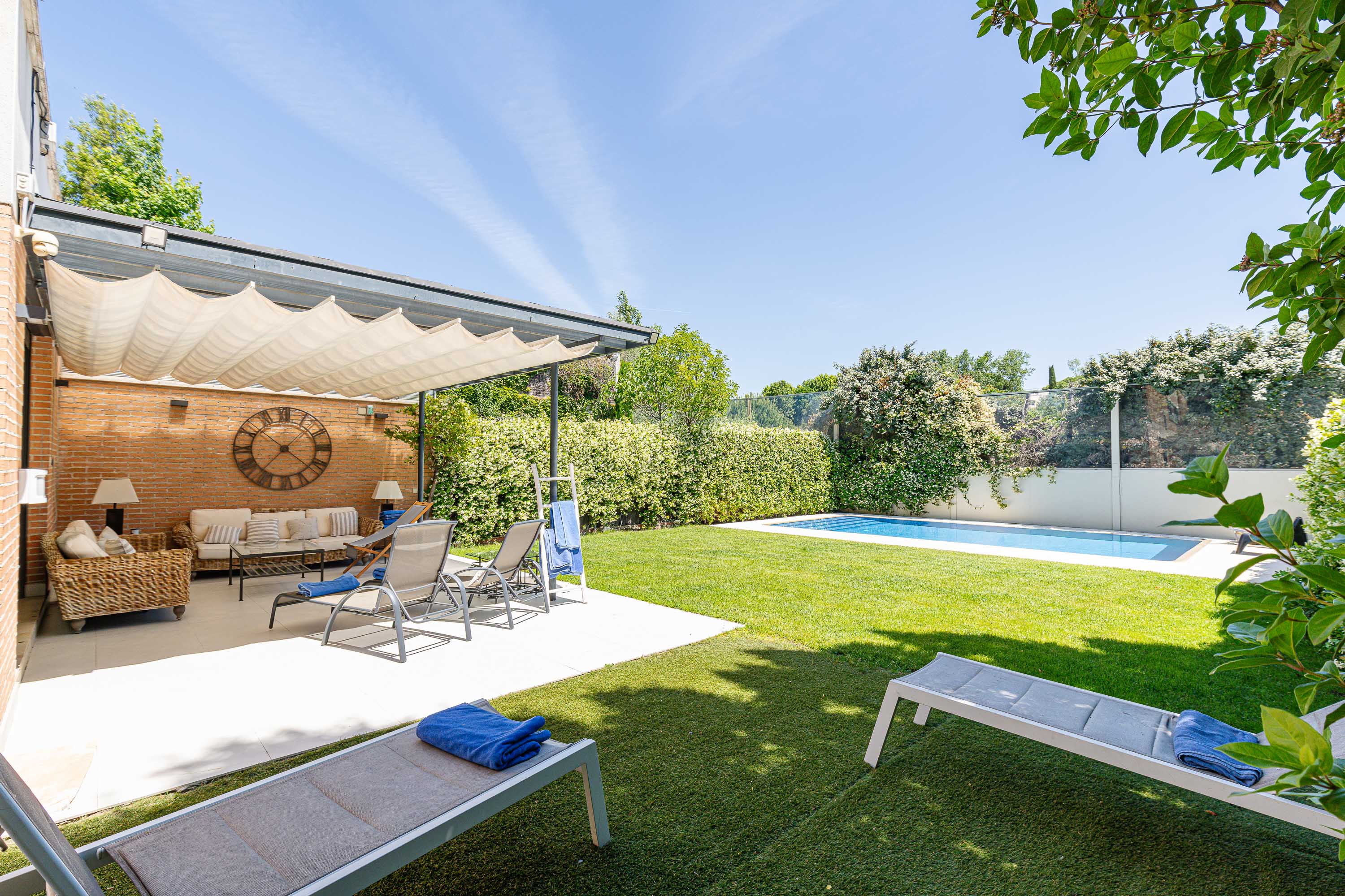 Residencia de alto standing con piscina privada en Diplomáticos