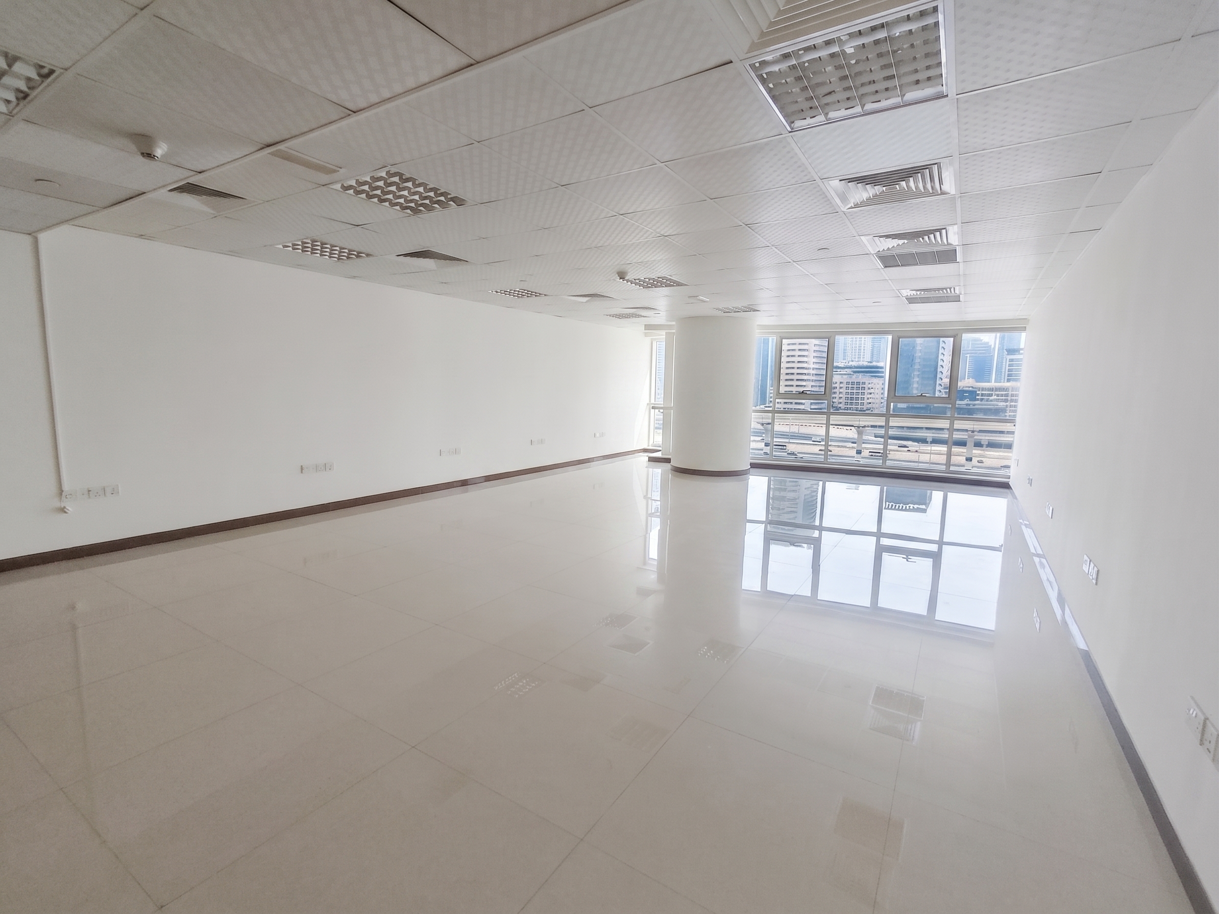 Close to Metro | Vacant | Unfurnished