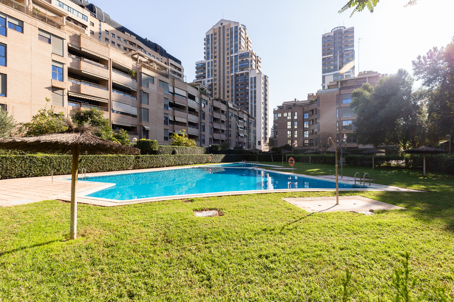 Elegant ground floor with large terrace in Marina Alta