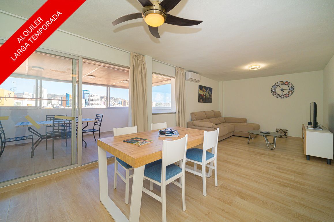 Cozy Renovated Apartment with Open Views in the Heart of Benidorm