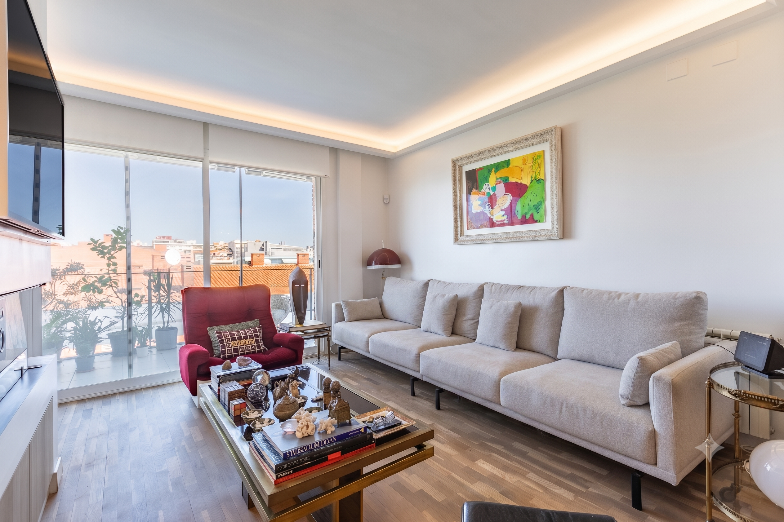 Spectacular, elegantly renovated duplex penthouse