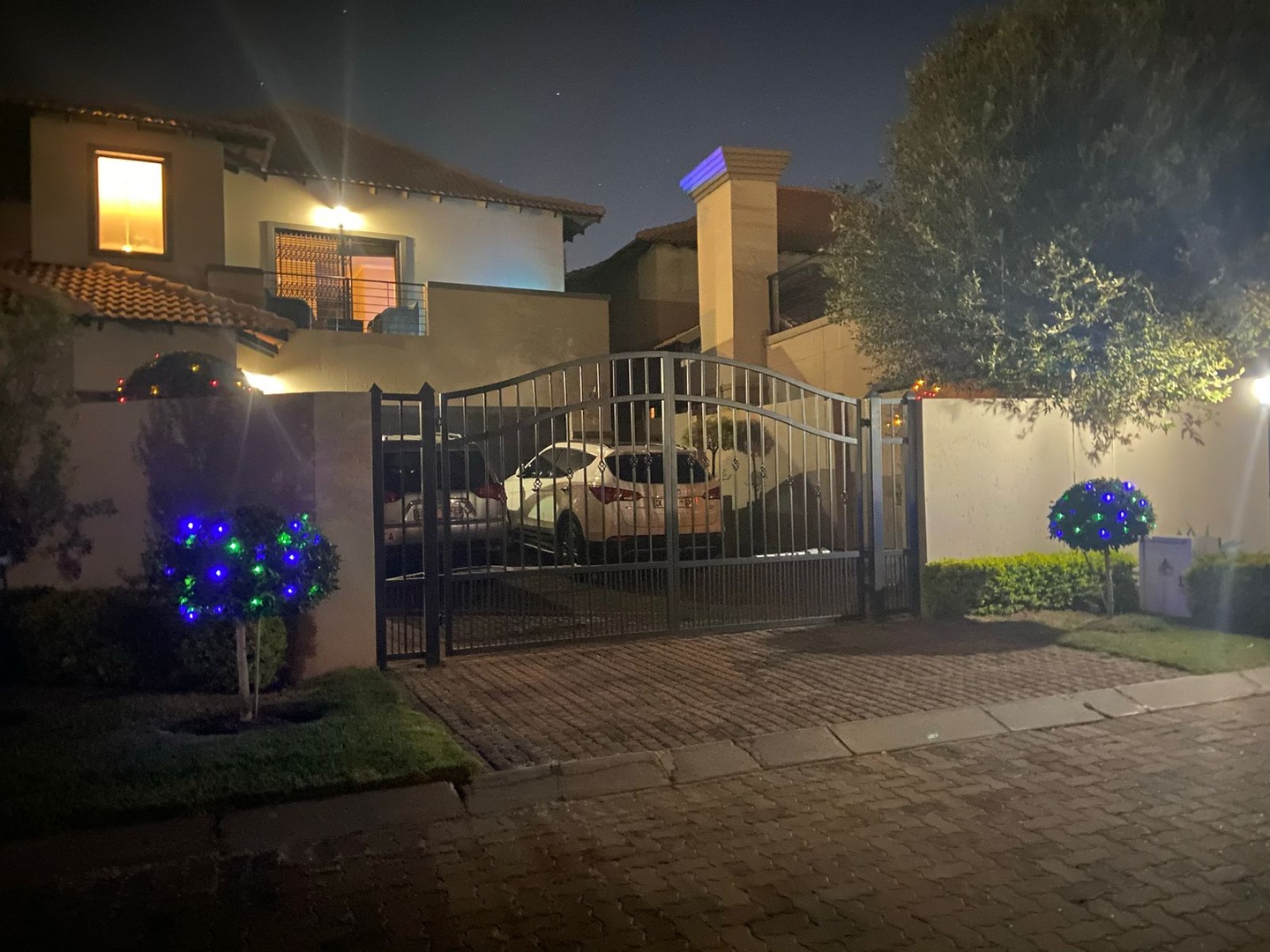 Gorgeous 4bed in Luxury Estate in Broadacres