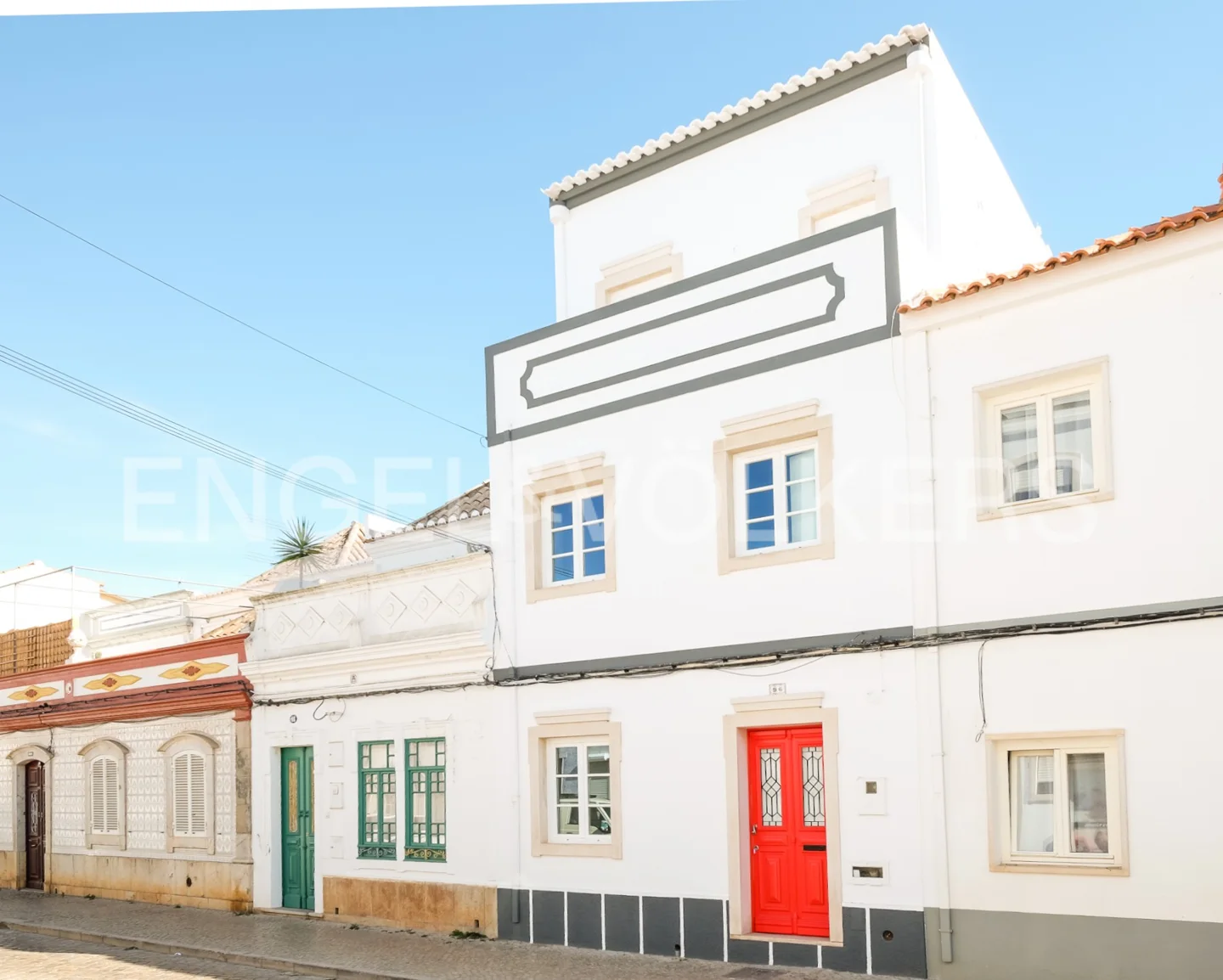 Renovated townhouse in Tavira downtown
