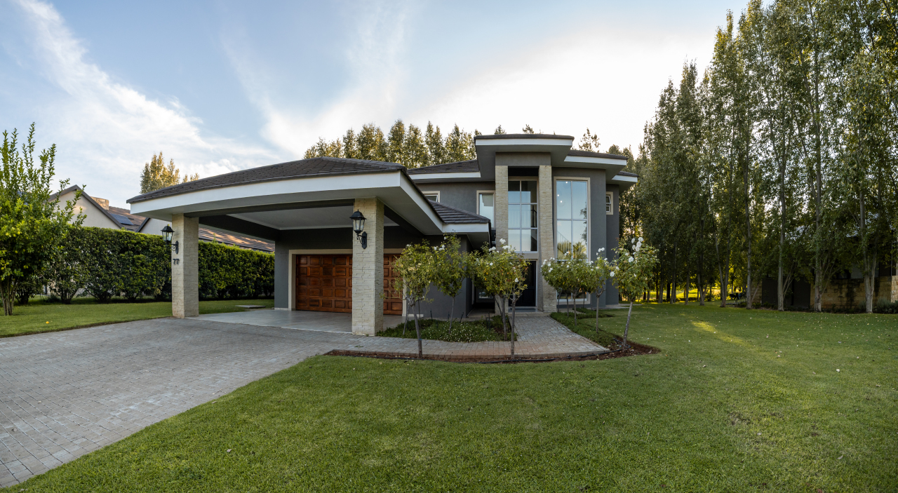 Furnished Three-Bedroom Golf Estate Home with Views over the 8th Fairway