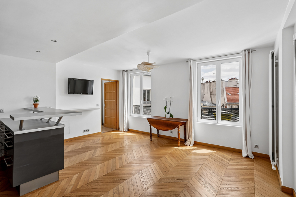 Paris 2 - Apartment with no overlooking - 2 en-suite bedrooms - Sentier