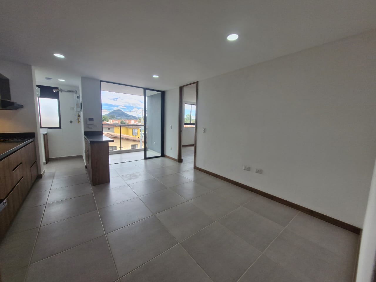 Apartamento con balcón para venta en La Ceja