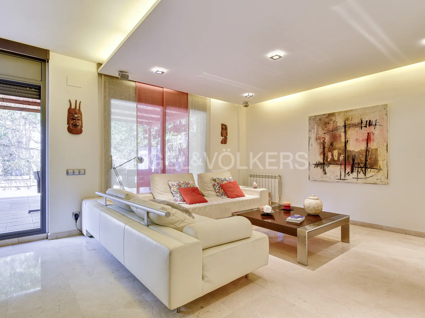 Fantastic semi-detached house in the center of Alella