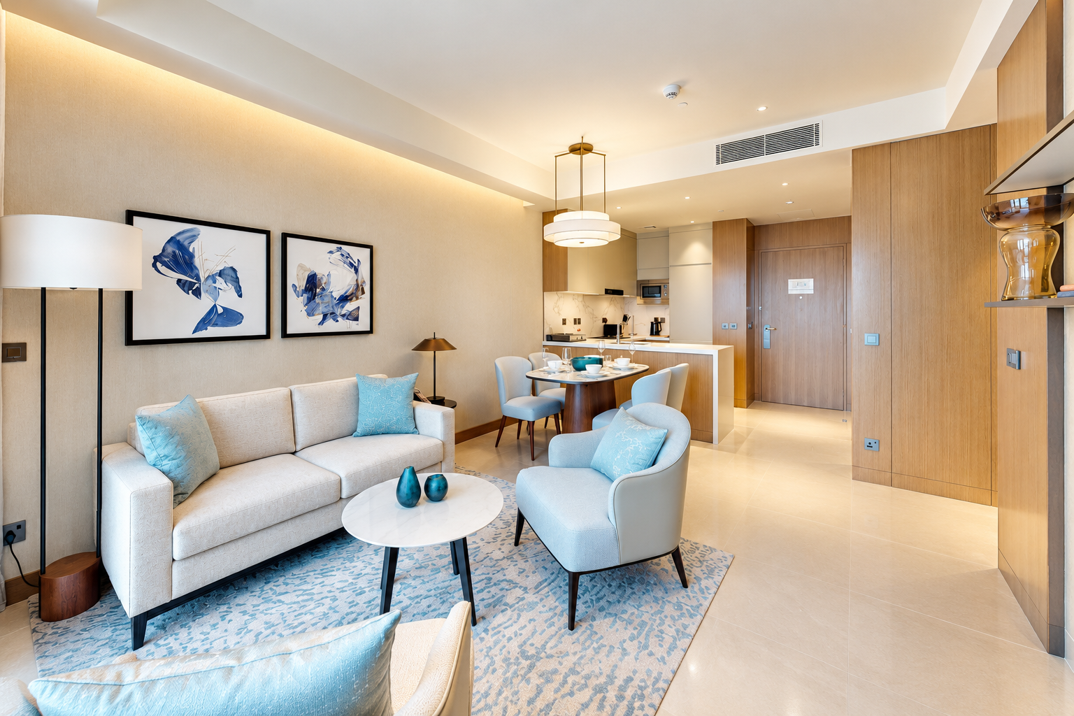 Luxurious | Boulevard View | Premium