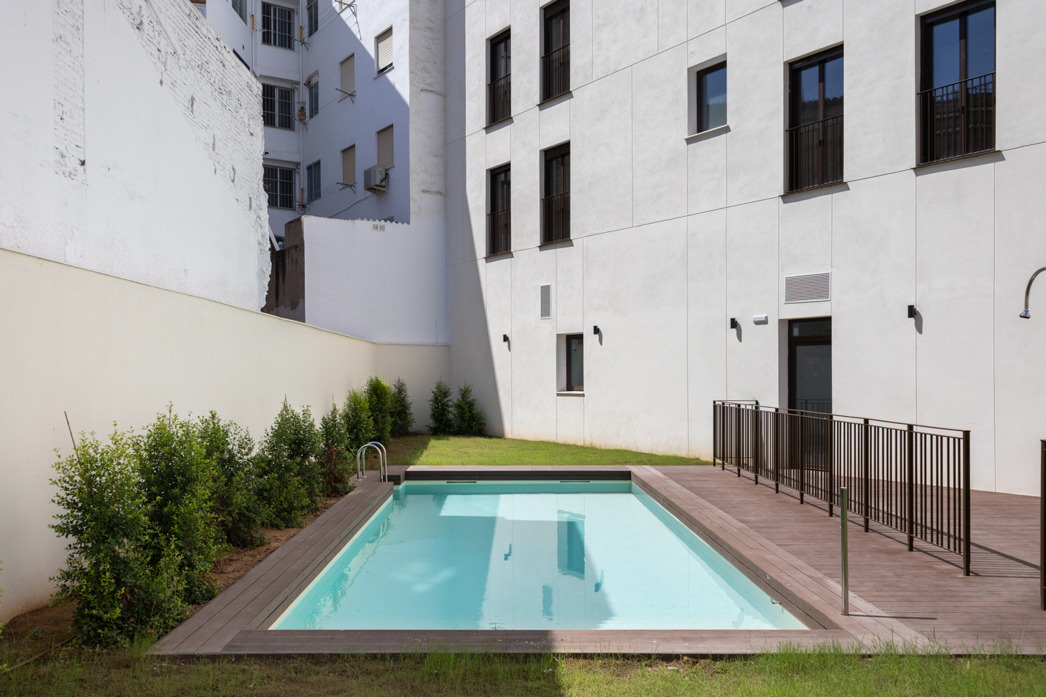 New flat with great views in residency with swimming pool