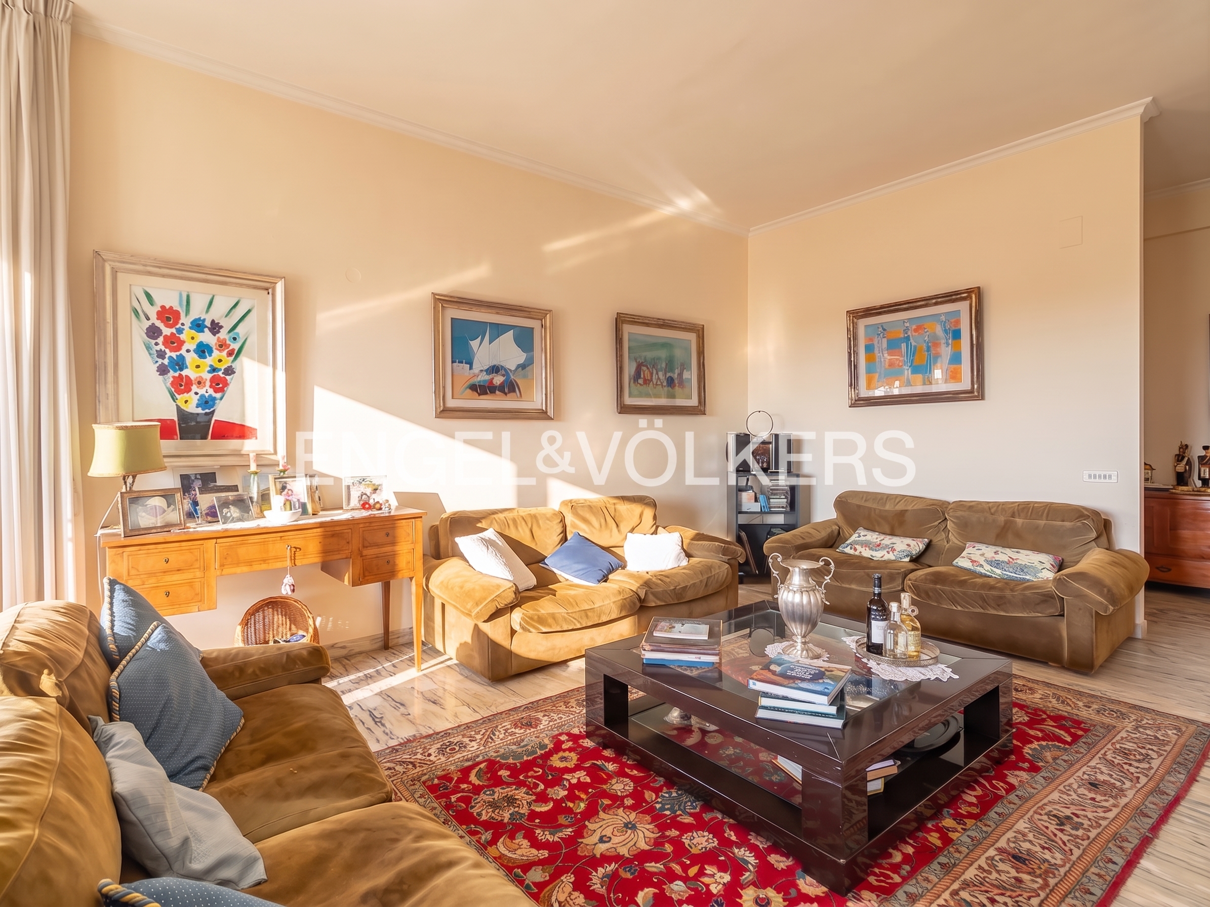 Panoramic penthouse with rooftop apartment on Via del Casaletto [KI-modifiziert]