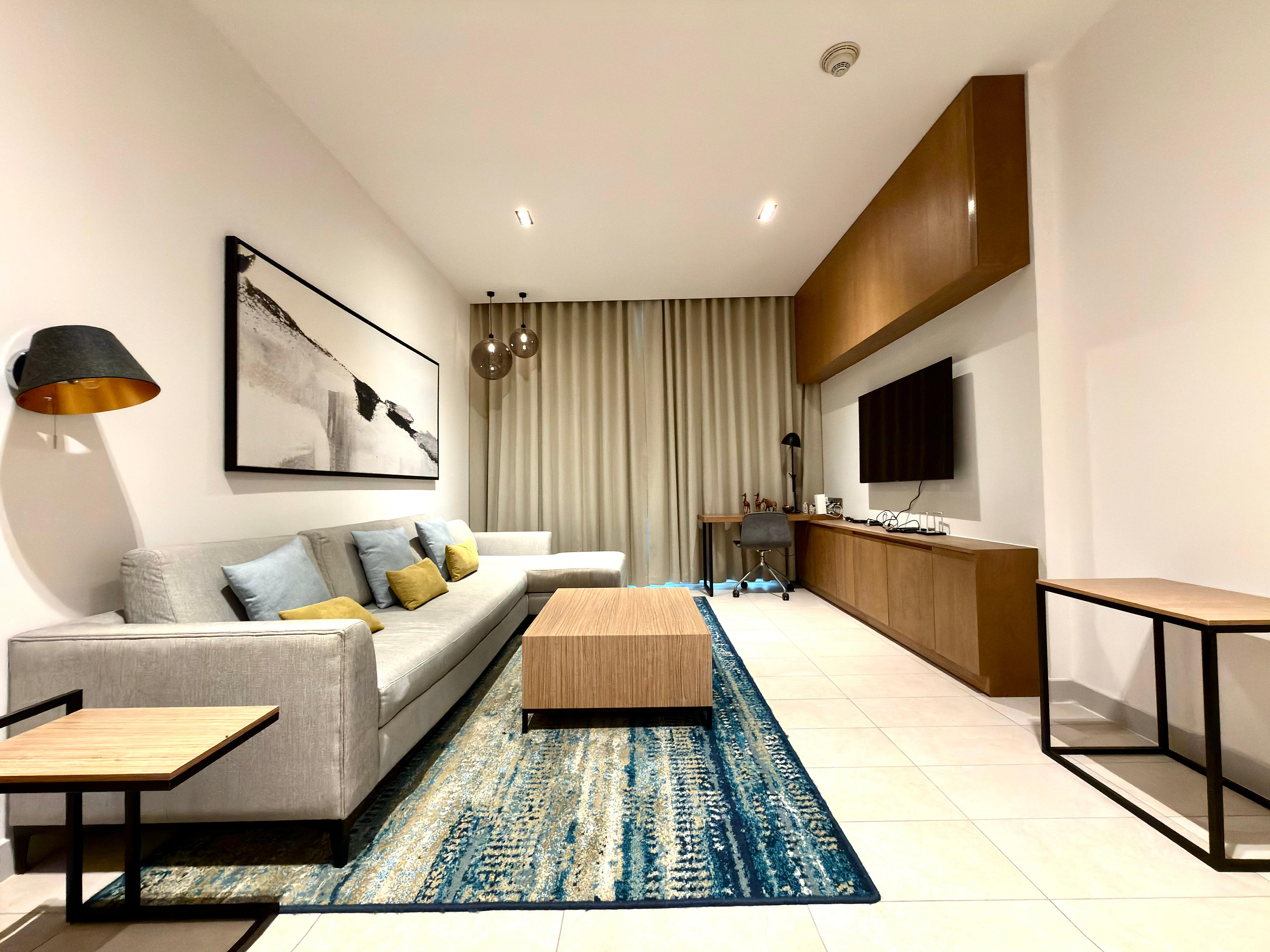 Exclusive | Modern and Spacious | Vacant