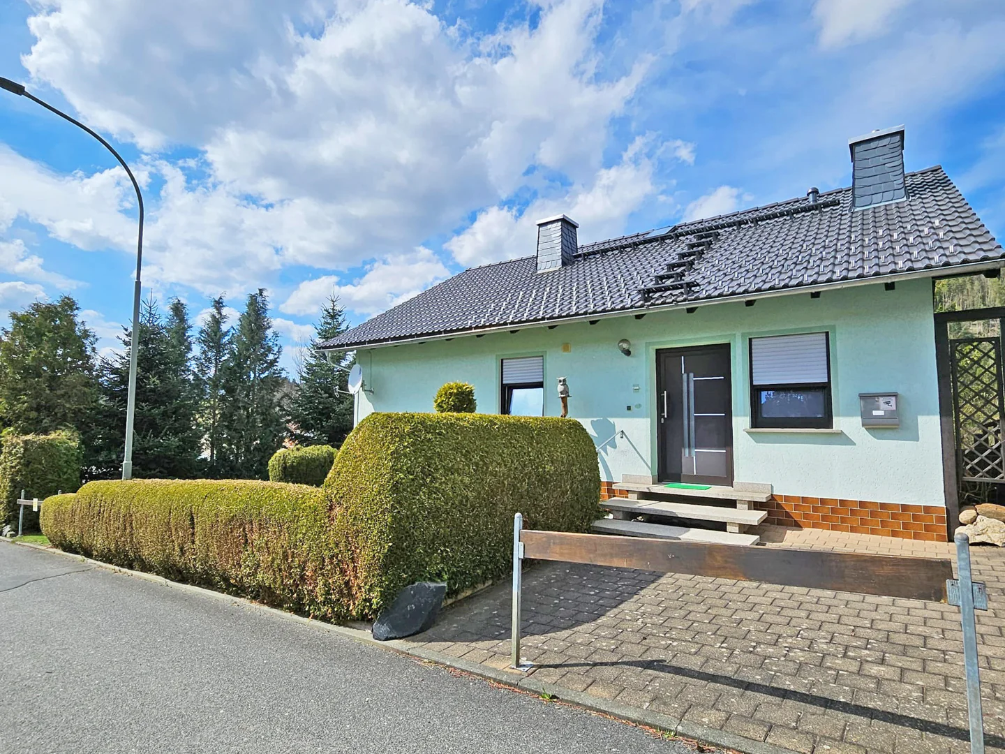 Charmantes Einfamilienhaus mit Garten und Garage im Frankenwald - Foto 5