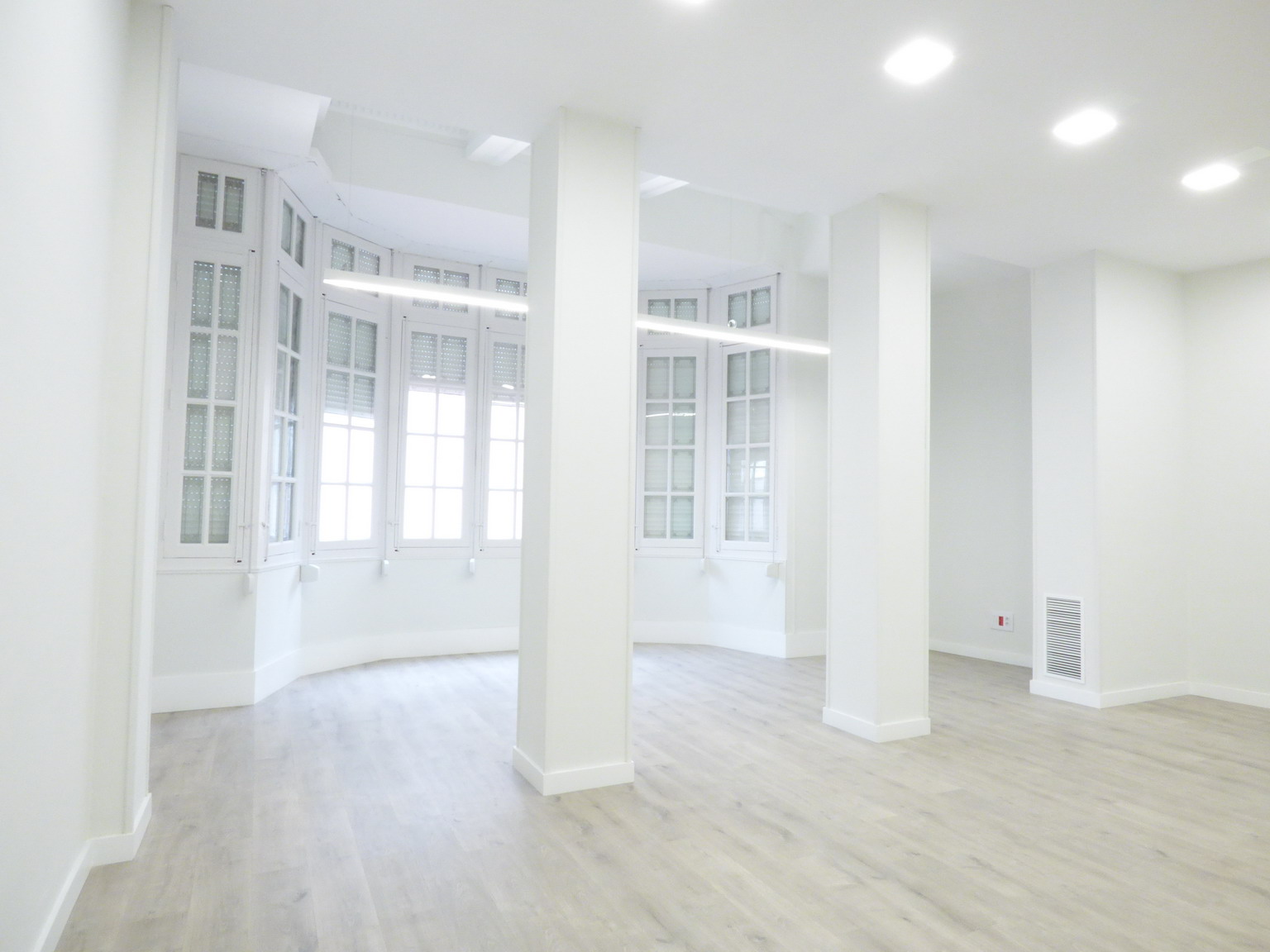Wonderful brand new offices in “El Ensanche”