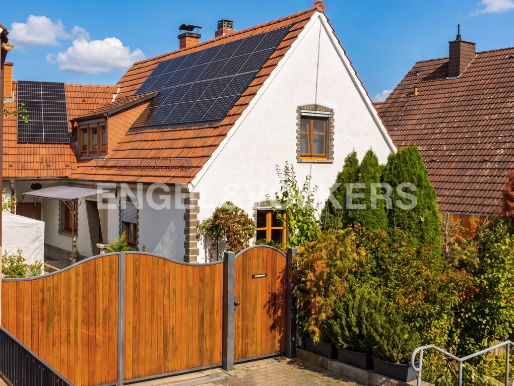 Wohlfühlhaus  mit Einliegerwohnung und moderner Energieversorgung