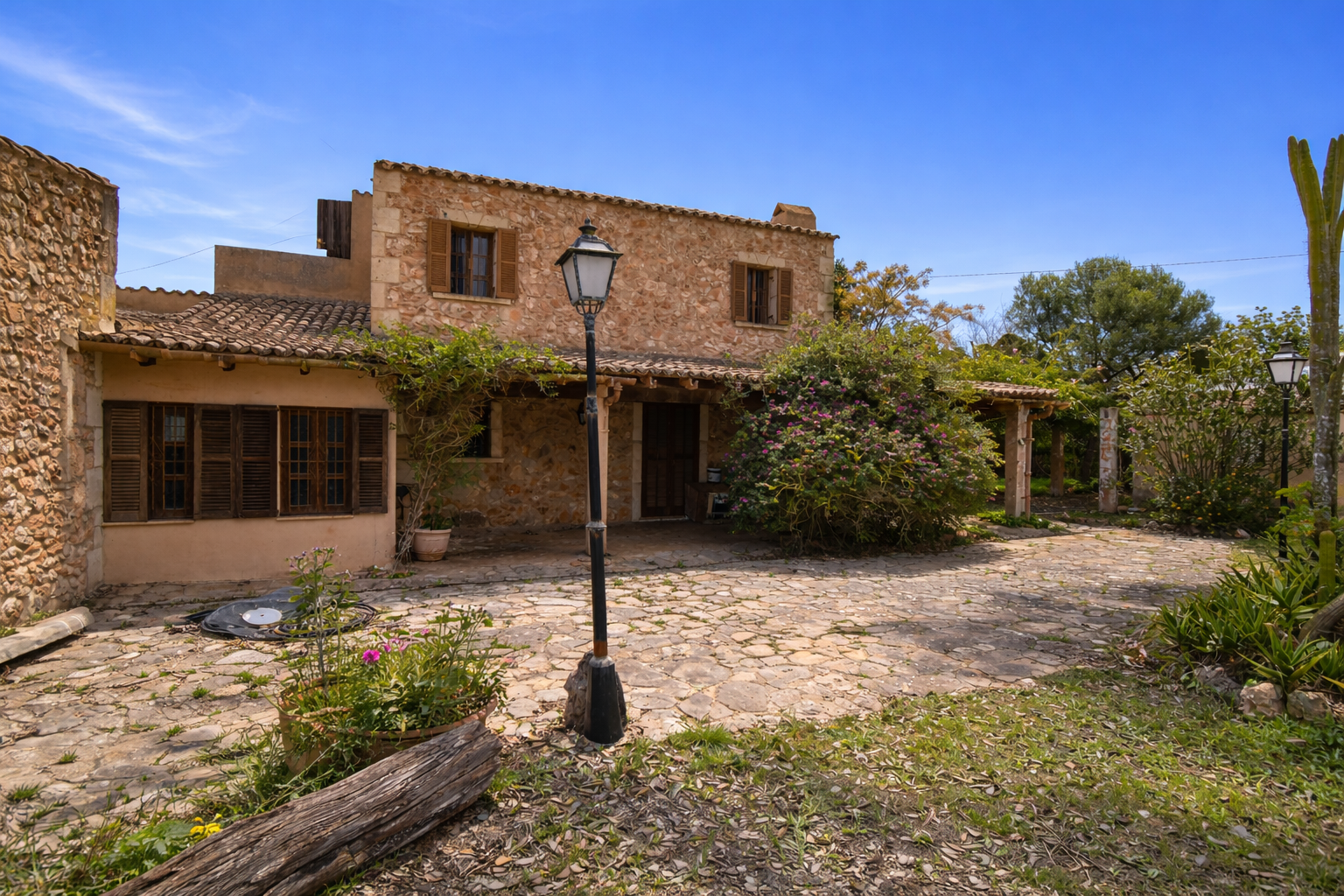 Private Paradise: Beautiful Finca with Tramuntana Views