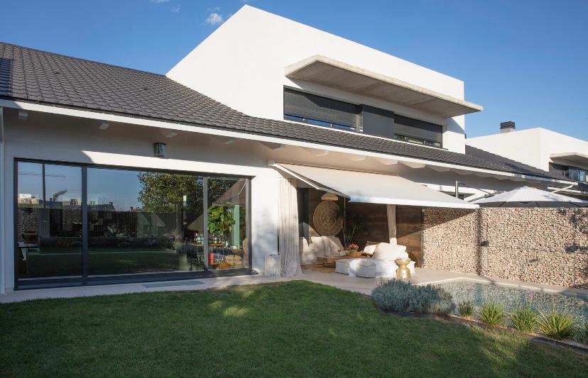 Luxury furnished house with private pool for rent