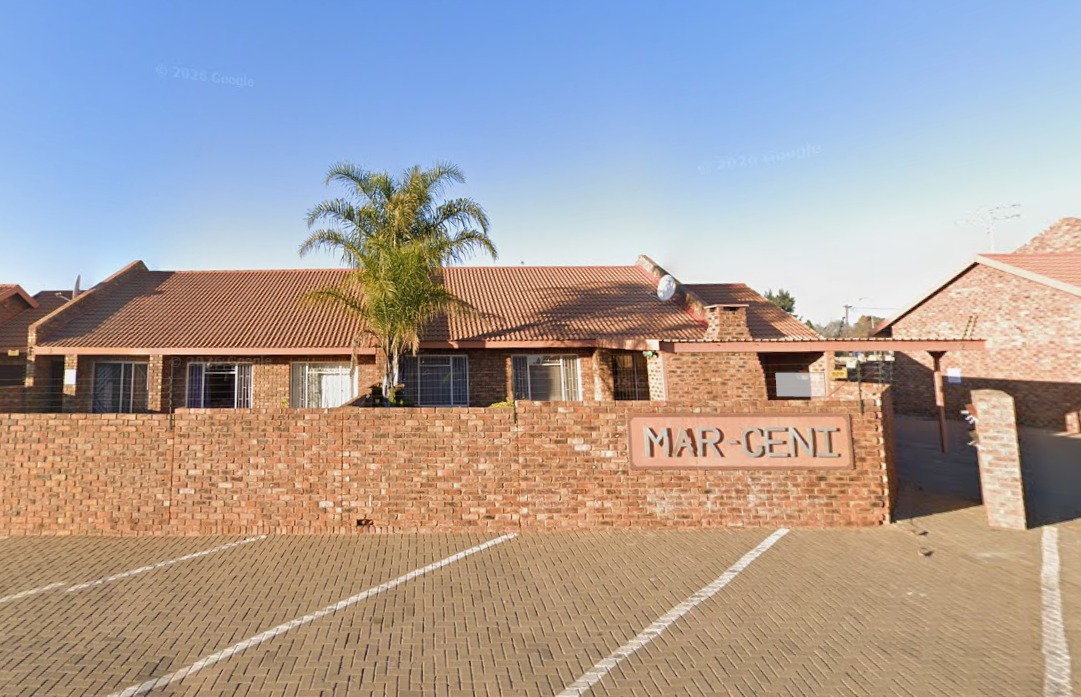3 Bedroom Low Maintenance Townhouse
