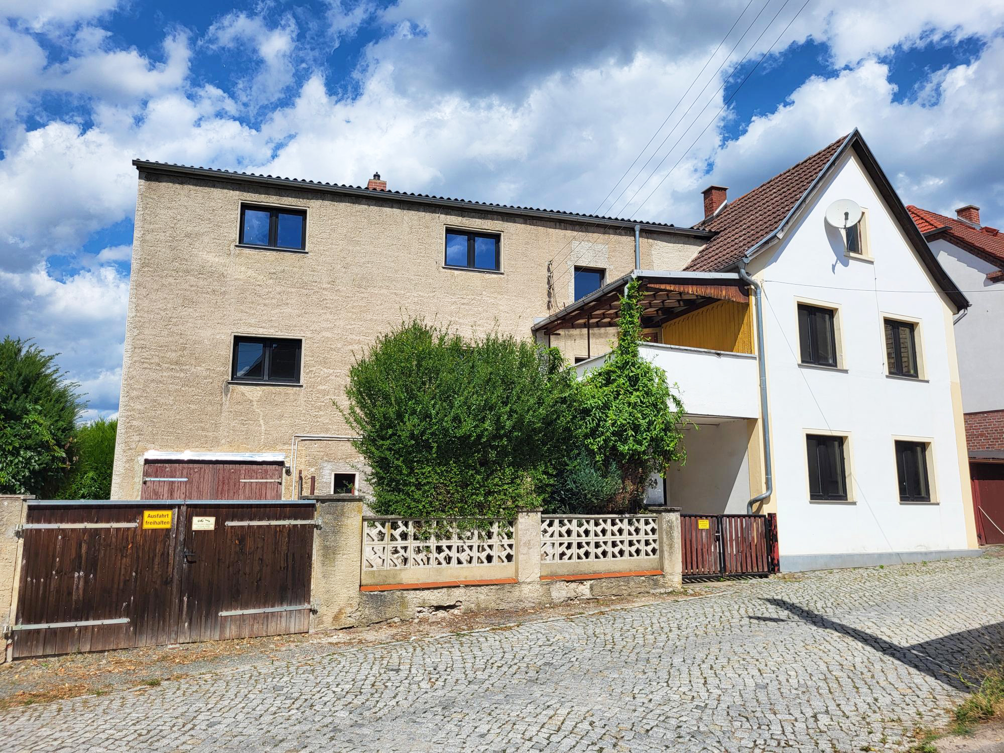 Aus Alt mach Neu - Sanierungsobjekt mit Perspektive in ruhiger Lage nahe Kahla