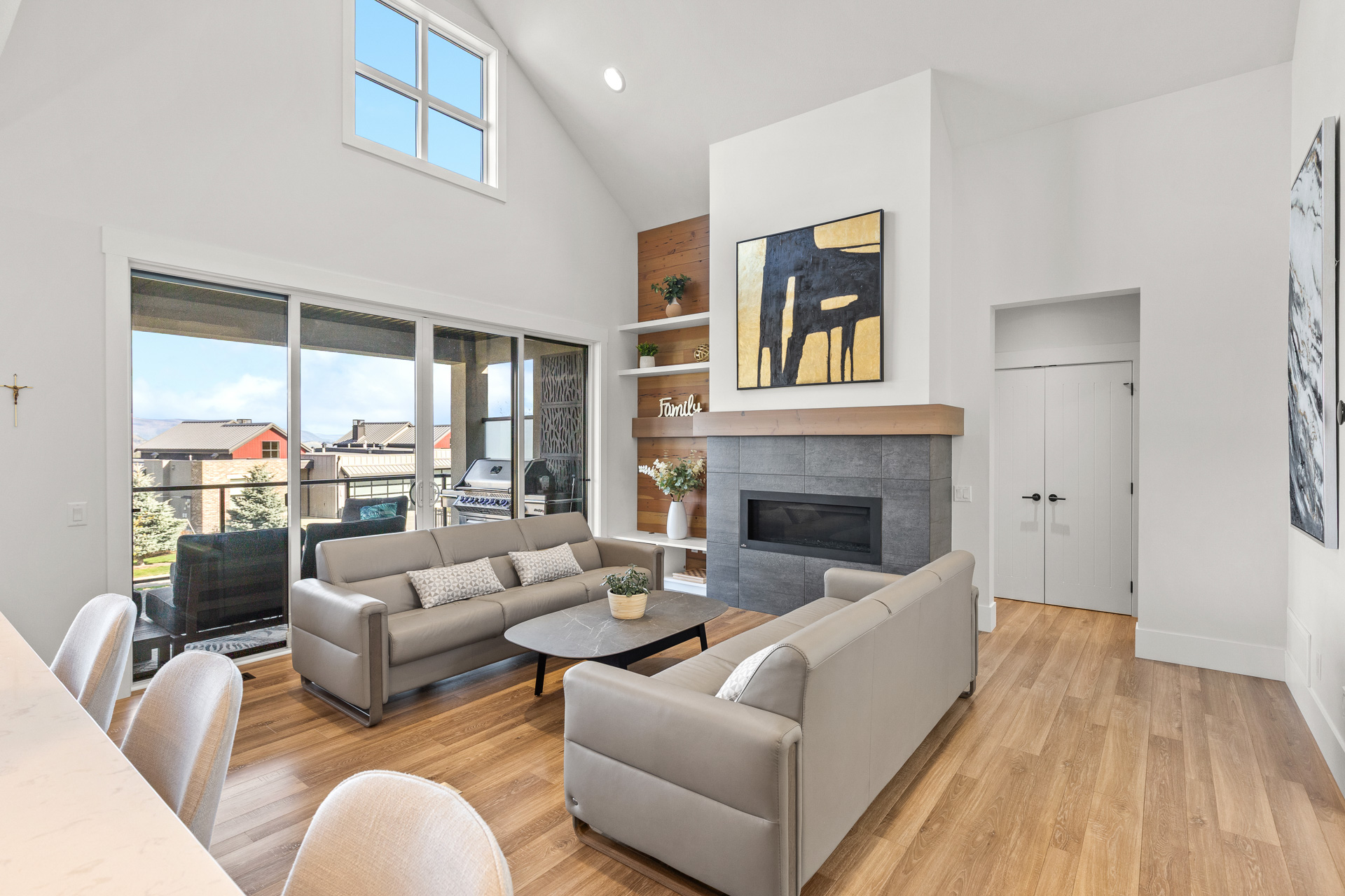 Luxury Living at Predator Ridge