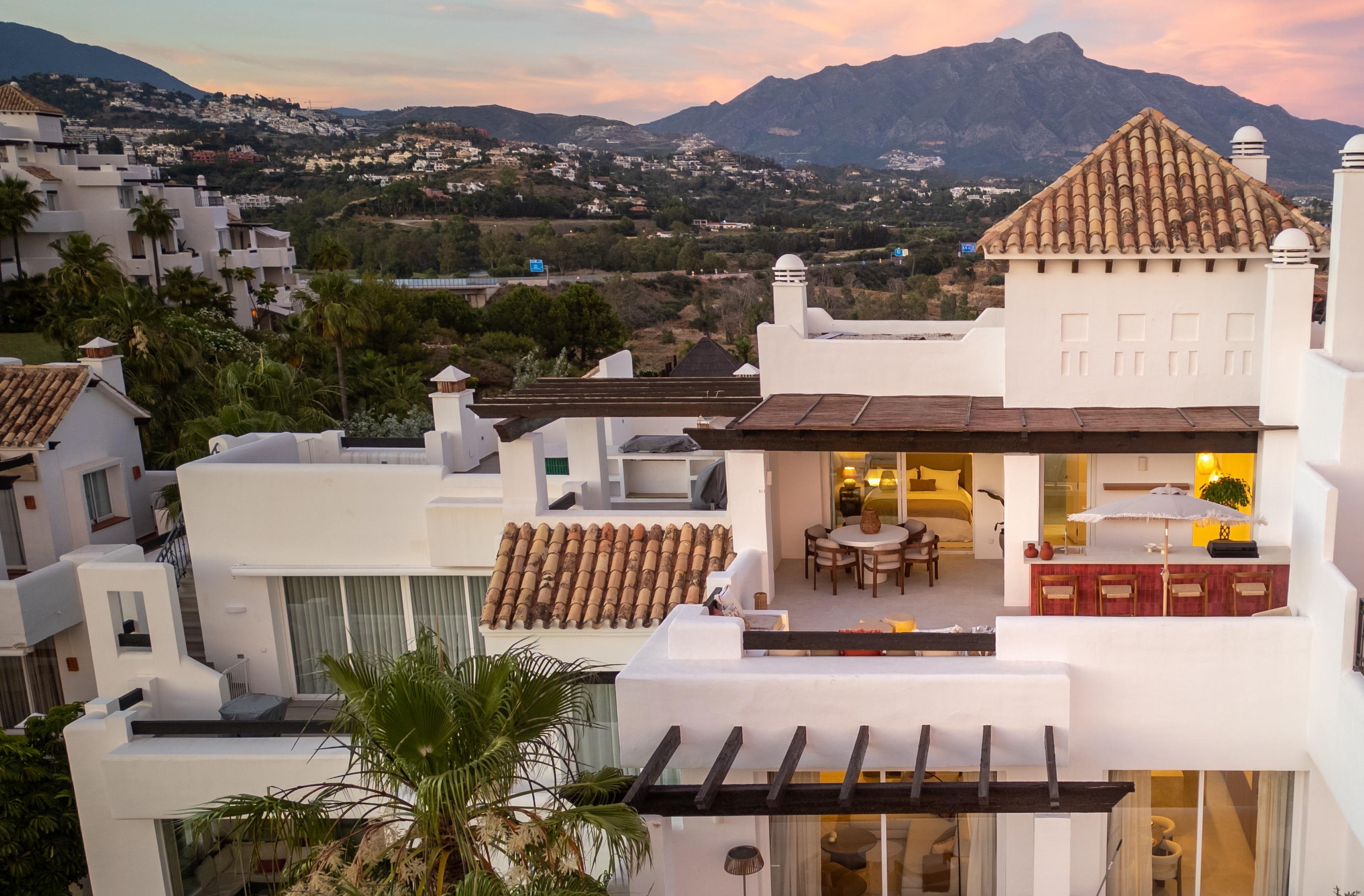 Luxurious Duplex Penthouse with an Expansive Terrace, Private Solarium, and Panoramic Sea Views