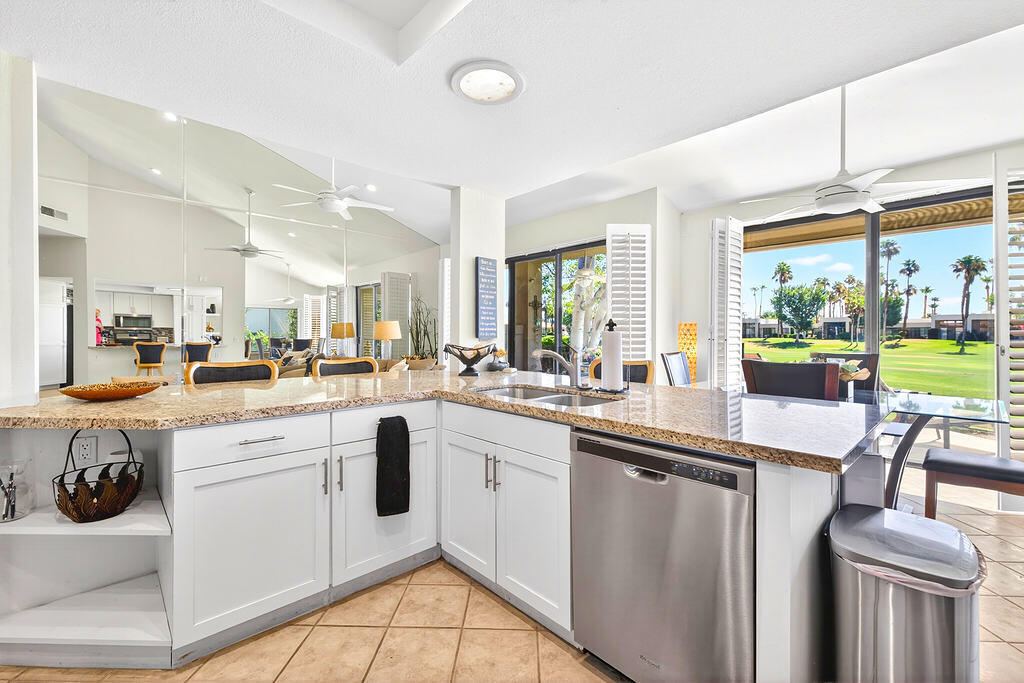 Experience Open Plan Desert Living with Mountain Views