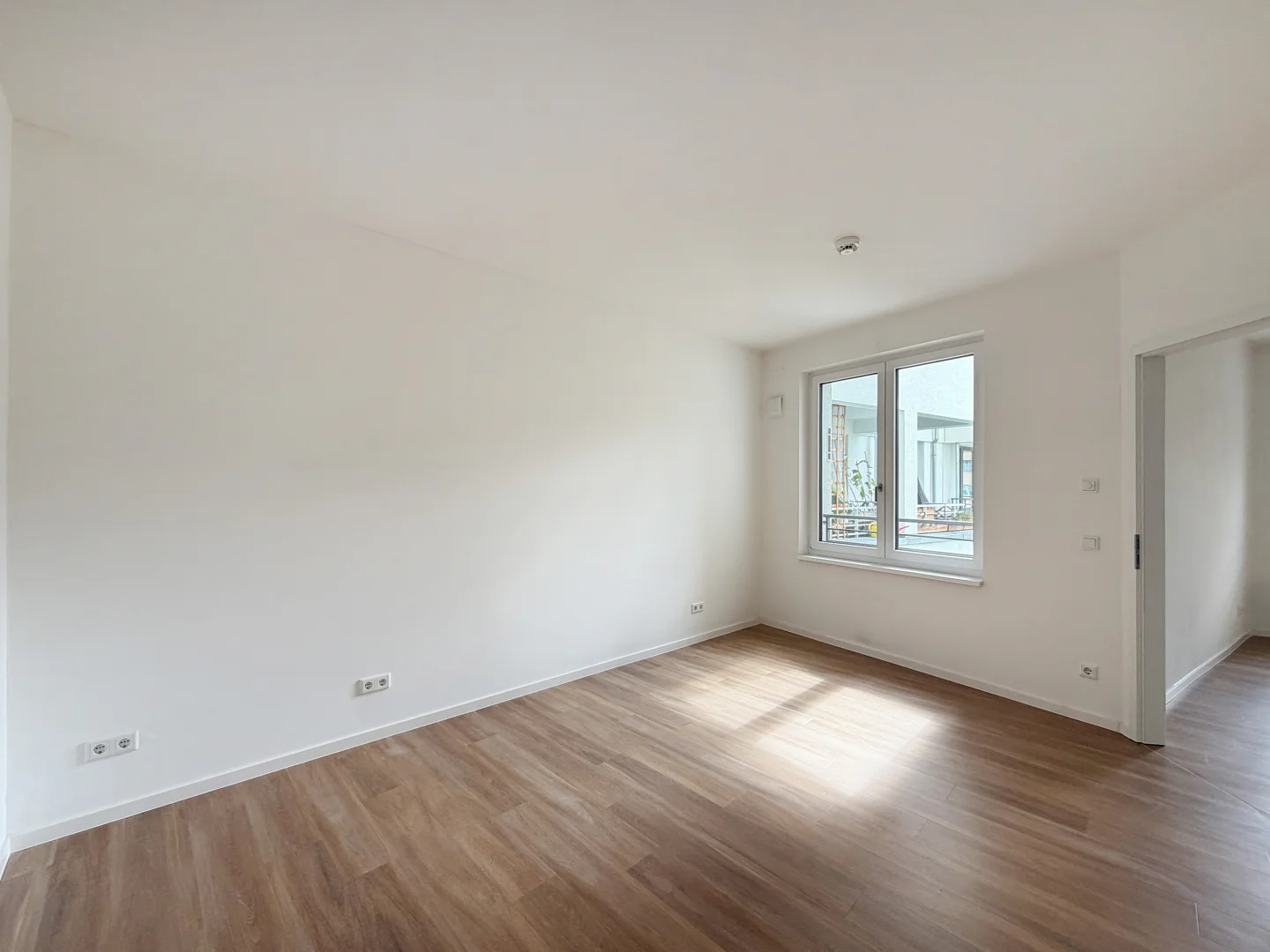 Charmante 2-Zimmer Wohnung in den "Alboingärten" - Photo 1