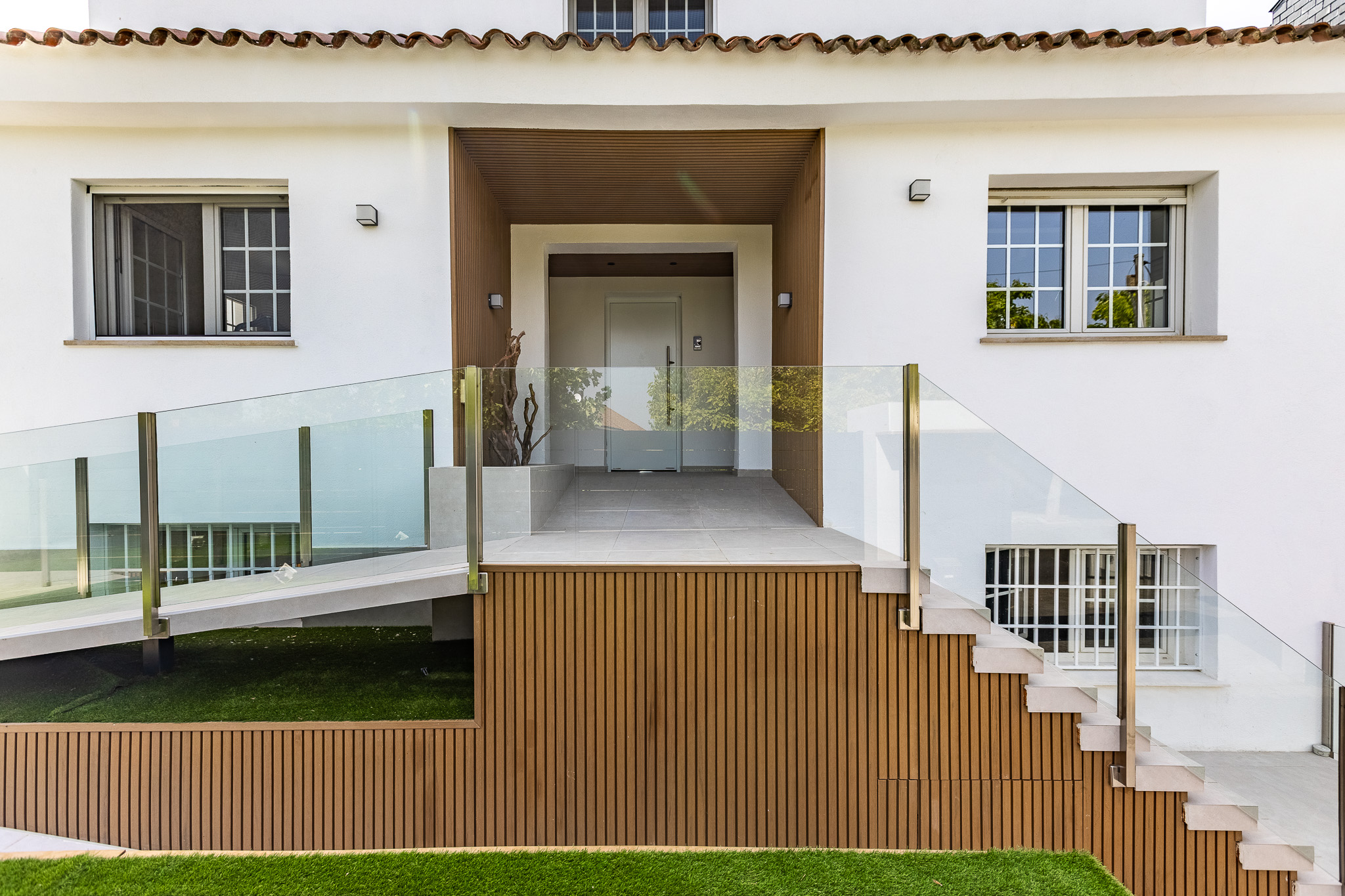 Exclusive renovated house in the Arxius area.