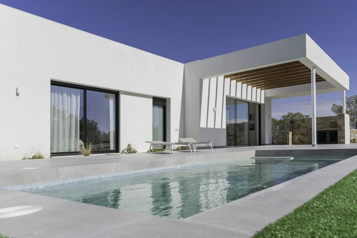 Luxury new build villas with private pool in Las Colinas Golf